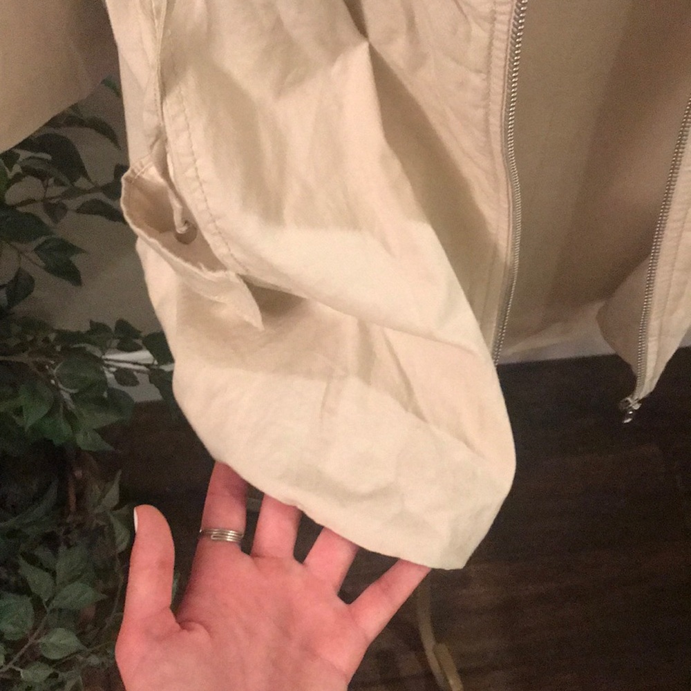 Beige jacket - Picture 4 of 4